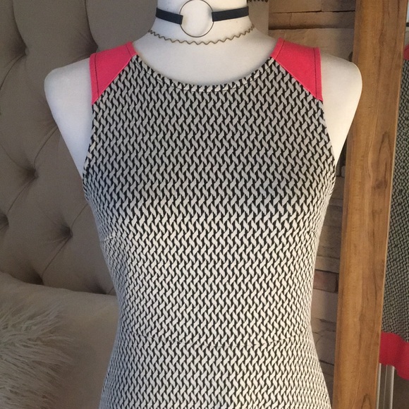 Hot pink, black & white mini dress - Picture 2 of 6